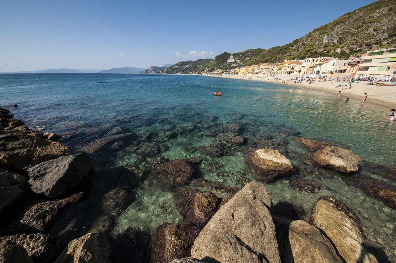 Nicoletta Rivieraholiday Albenga Zewnętrze zdjęcie
